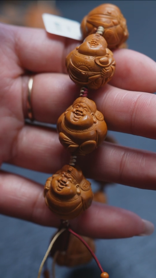 【闪购商品】橄榄核吊坠苏工橄榄核