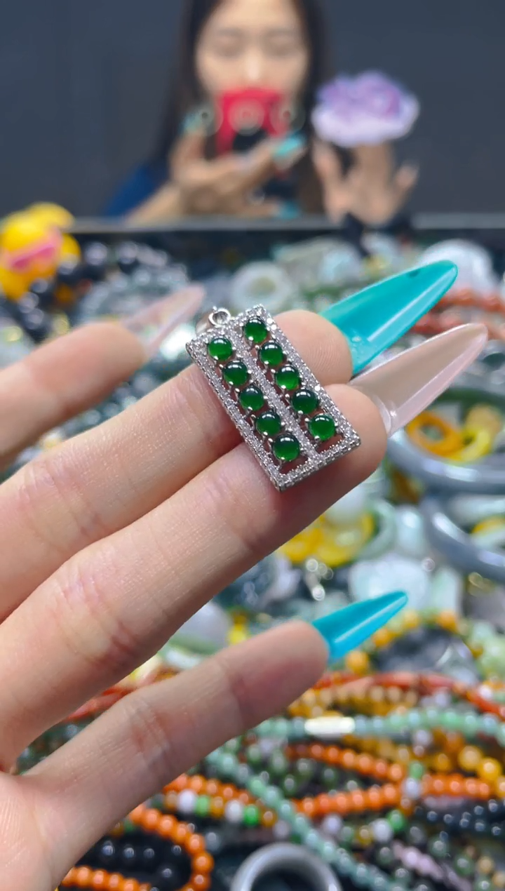 翡翠未镶嵌颈饰/Y/翡翠A货，一件也是批发价