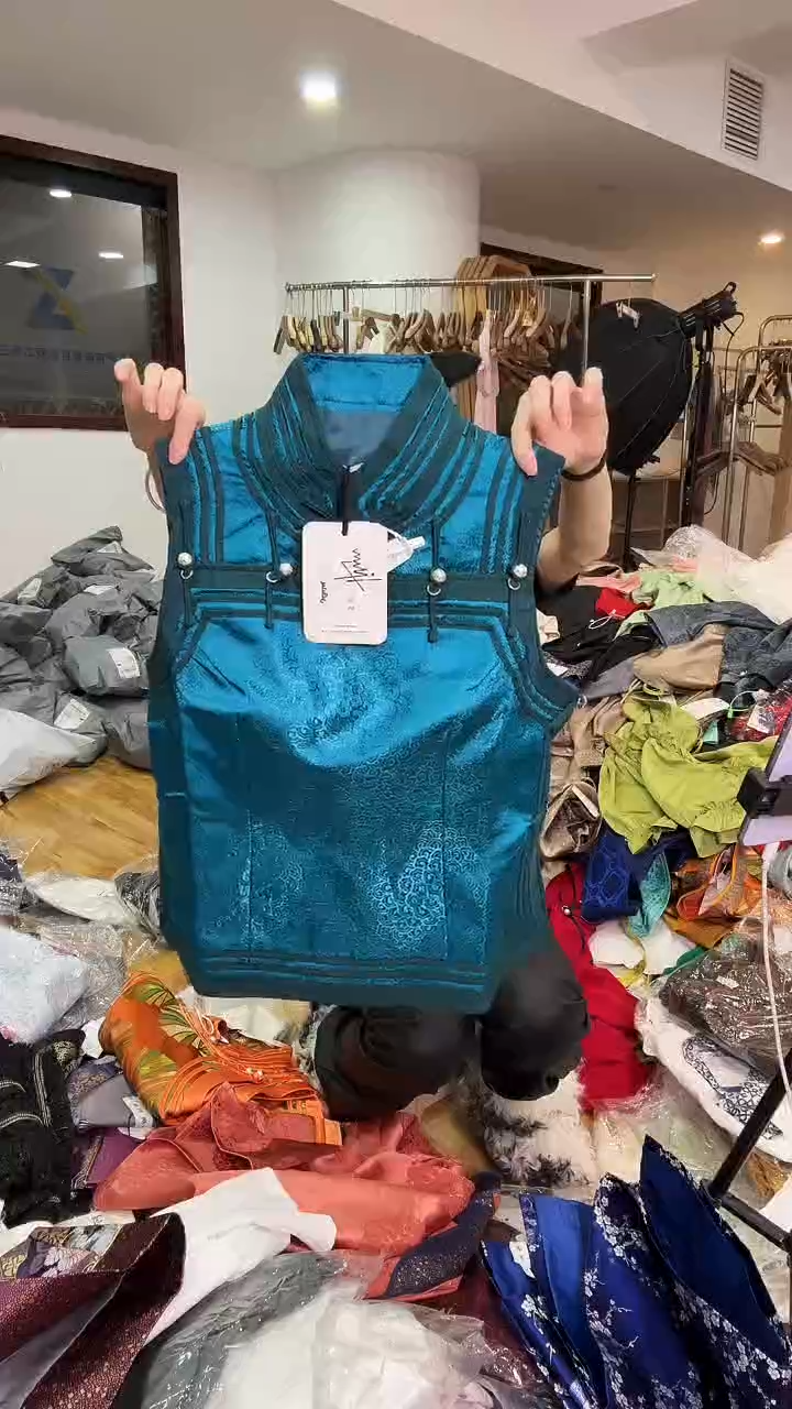 L码        105-115斤   马甲