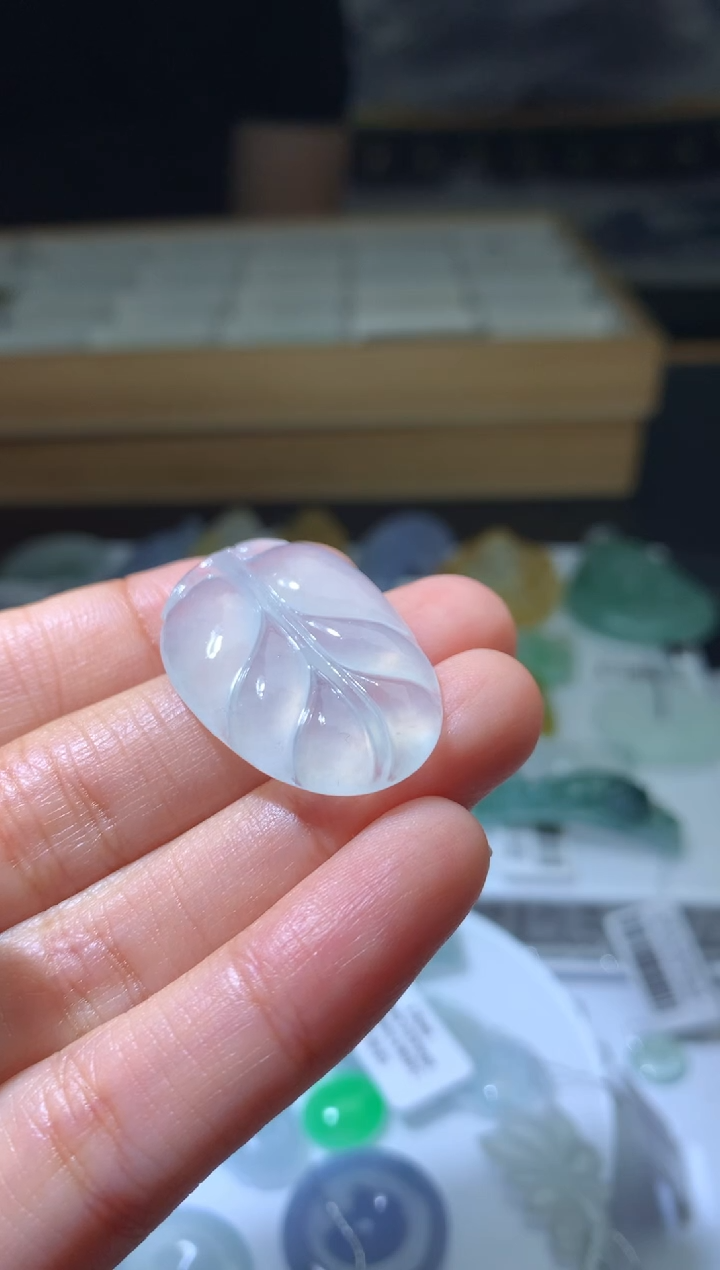 定制翡翠未镶嵌毛货