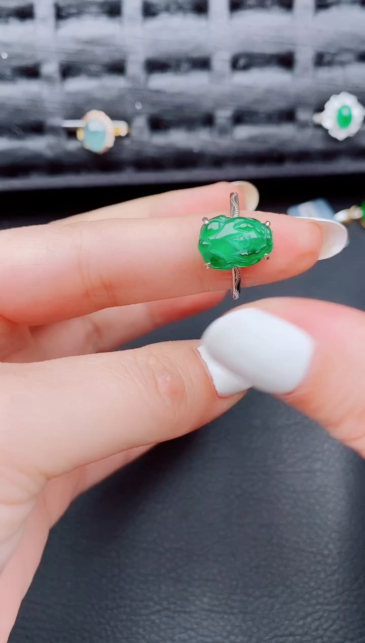 【闪购商品】翡翠戒指银S925镶嵌天然a货翡翠263