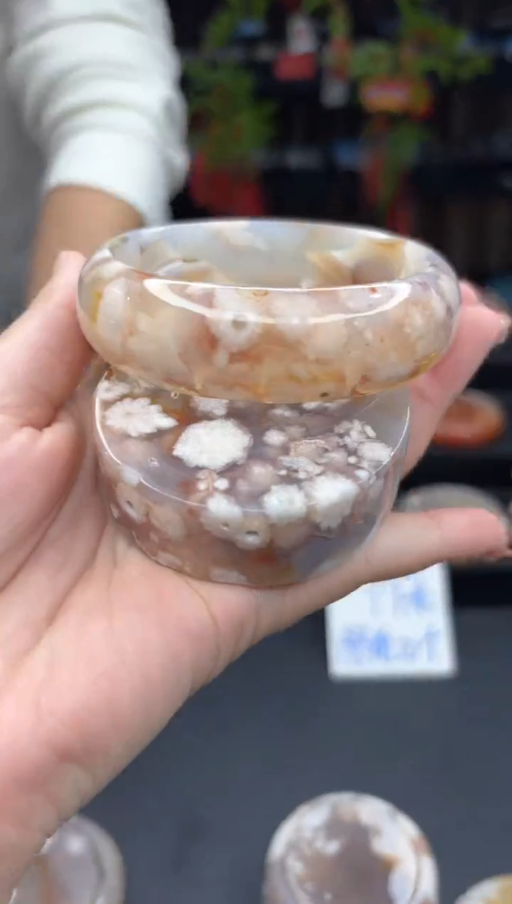 【闪购商品】石英质玉手镯未镶嵌558（64圈赠送镯心）