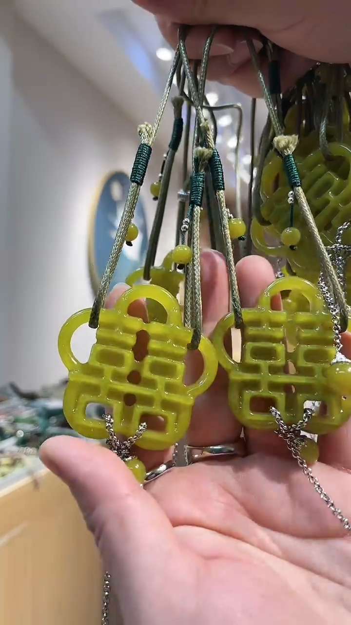 【闪购商品】岫玉颈饰未镶嵌吊坠多样式发货只发一个