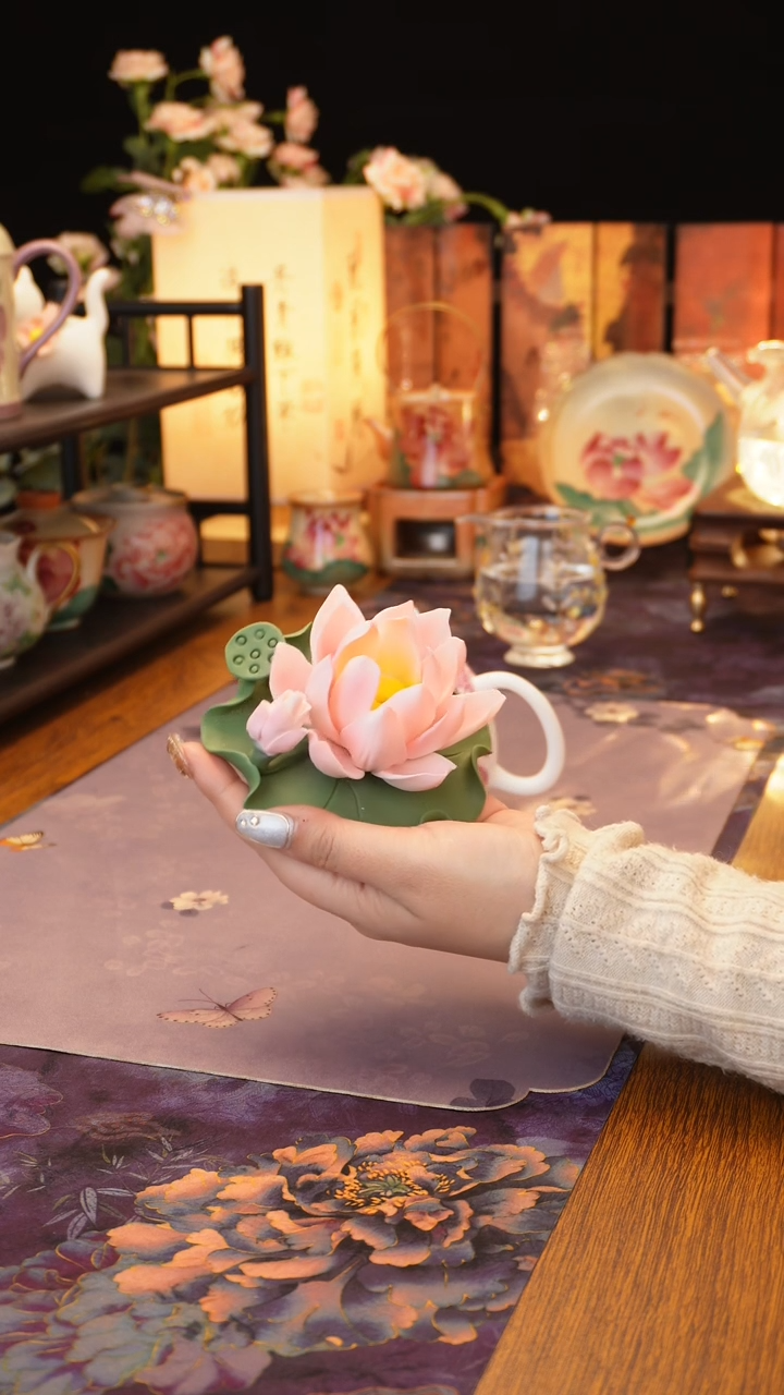 【闪购商品】大号粉色荷花摆件······