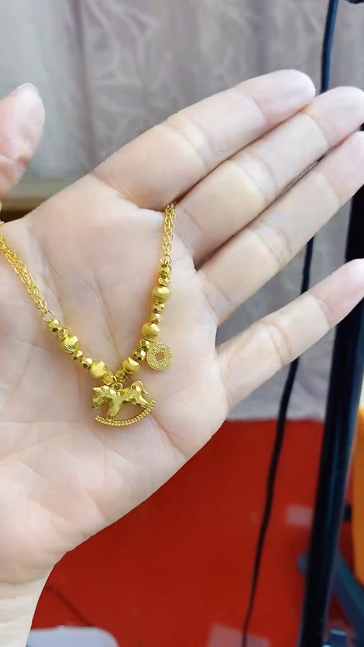 合金无068小马碎冰冰手链