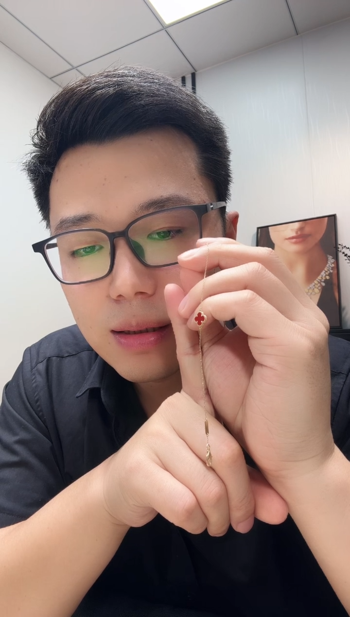 18K金镶嵌手链玛瑙/玉髓N*w红色k黄，小单花手链