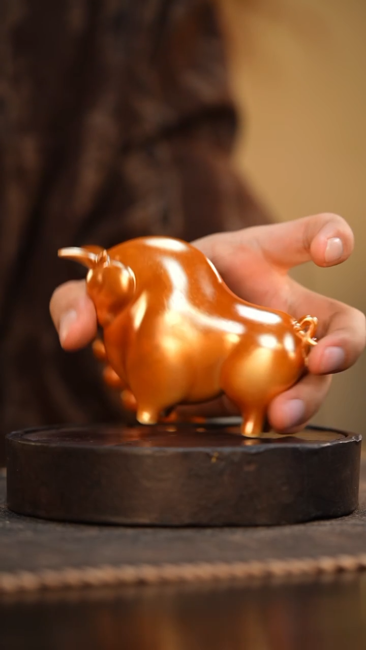 10柴房陶瓷柴烧金牛