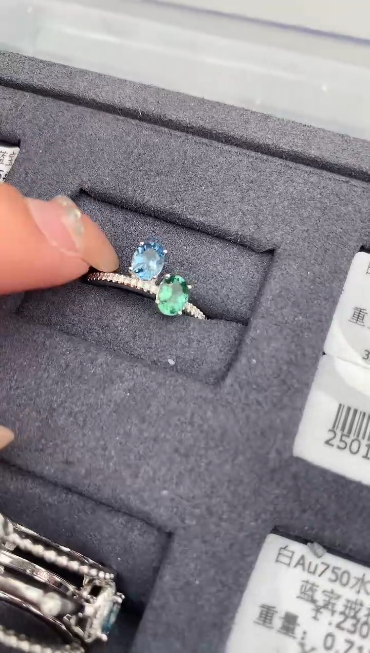 【闪购商品】海蓝宝石戒圈18K金镶嵌30分海蓝戒指