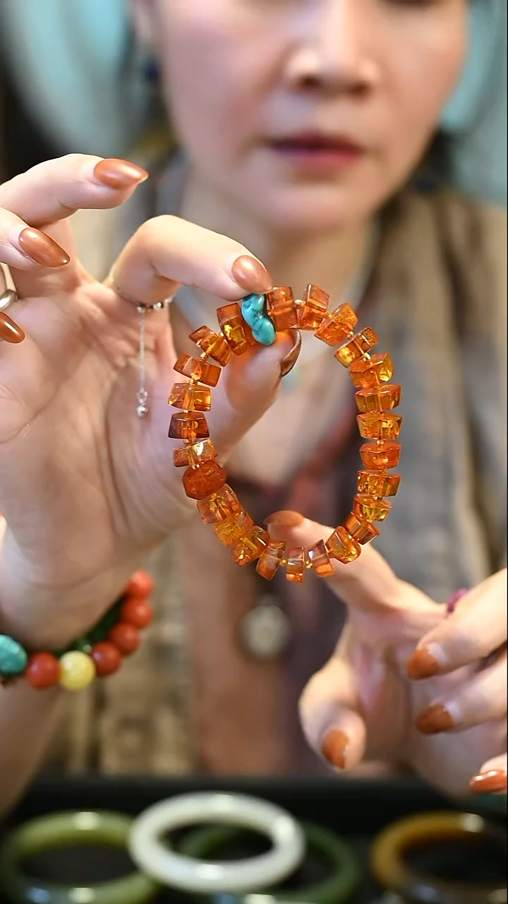 手串琥珀未镶嵌 全量