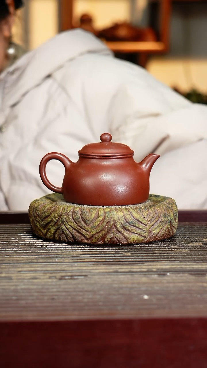 宜兴原矿紫砂壶茶壶宜兴原矿紫砂壶茶壶150C