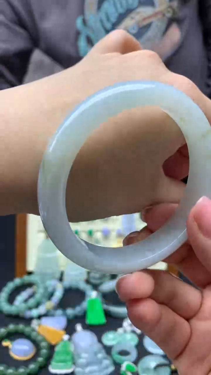 【闪购商品】翡翠手镯未镶嵌7-天然翡翠