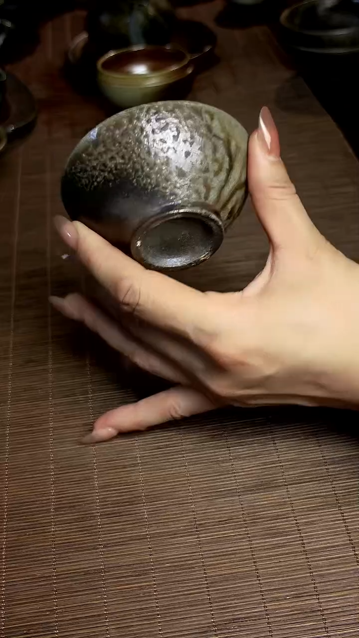 【先报号码看细节】18号茶杯