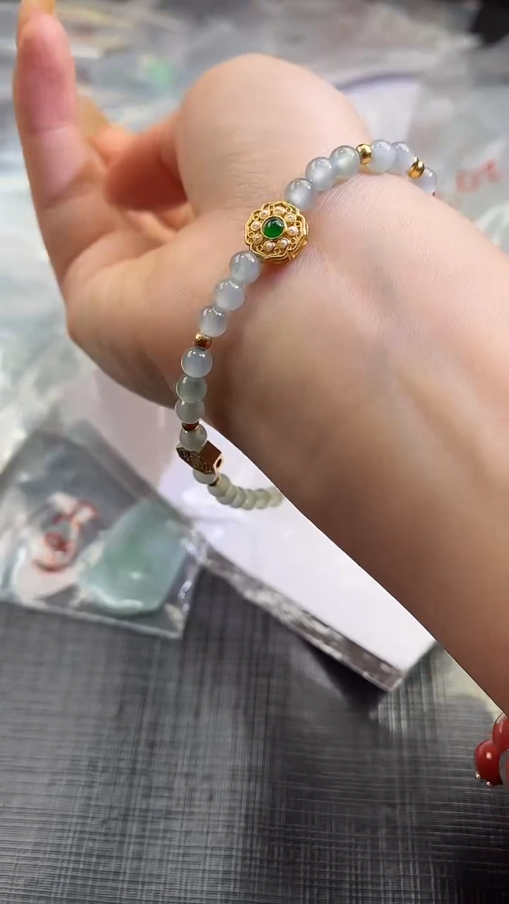 【闪购商品】翡翠颈饰未镶嵌100631165