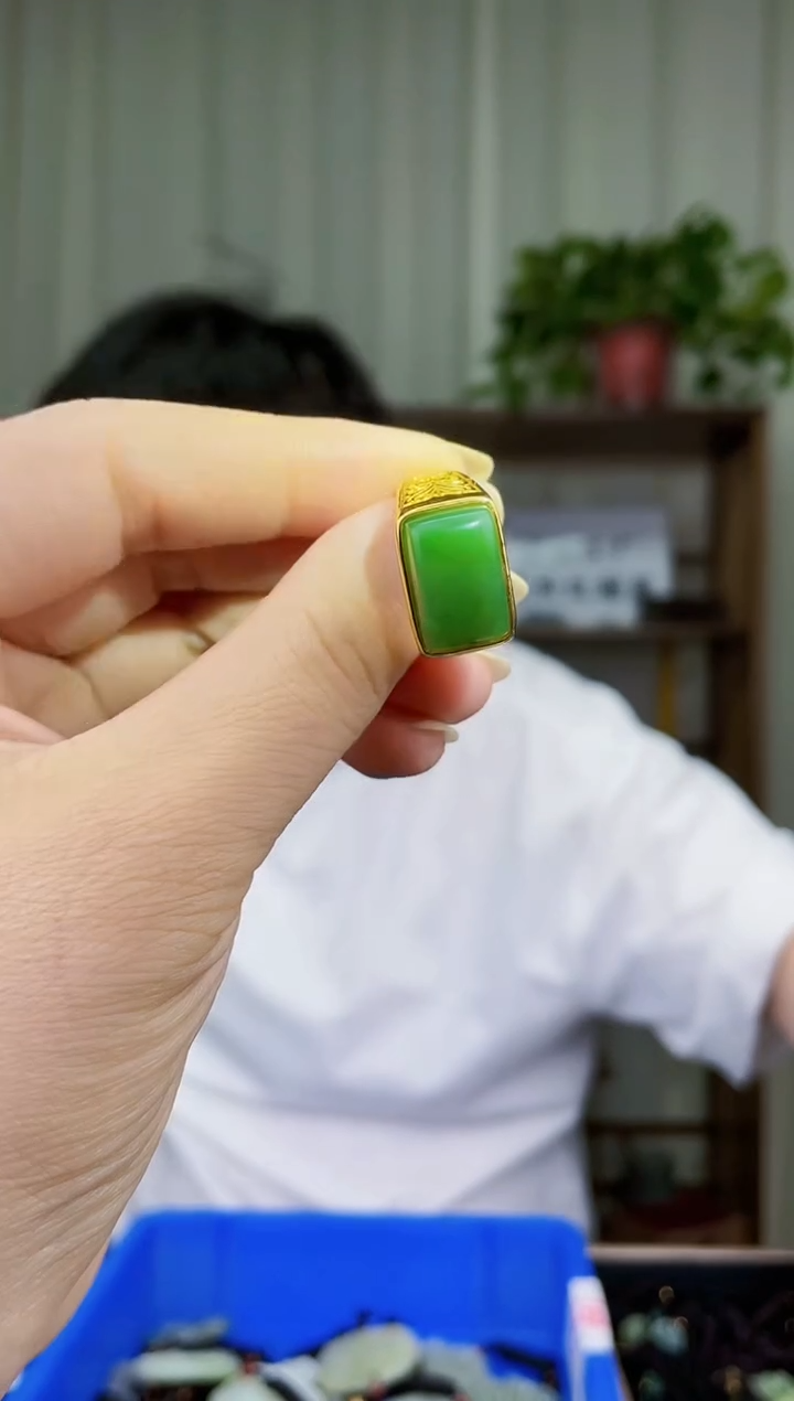 和田玉未镶嵌颈饰拍一发一，多样性发货