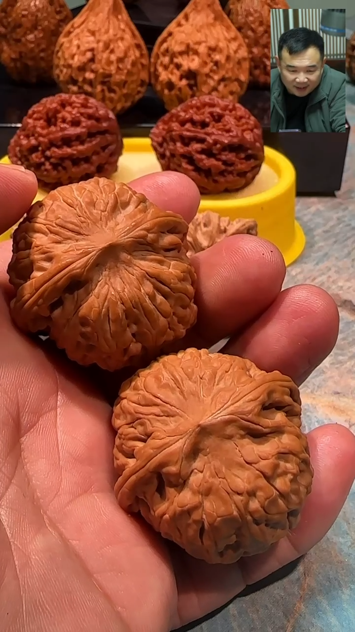 吊坠文玩核桃郸****腿魔丸39