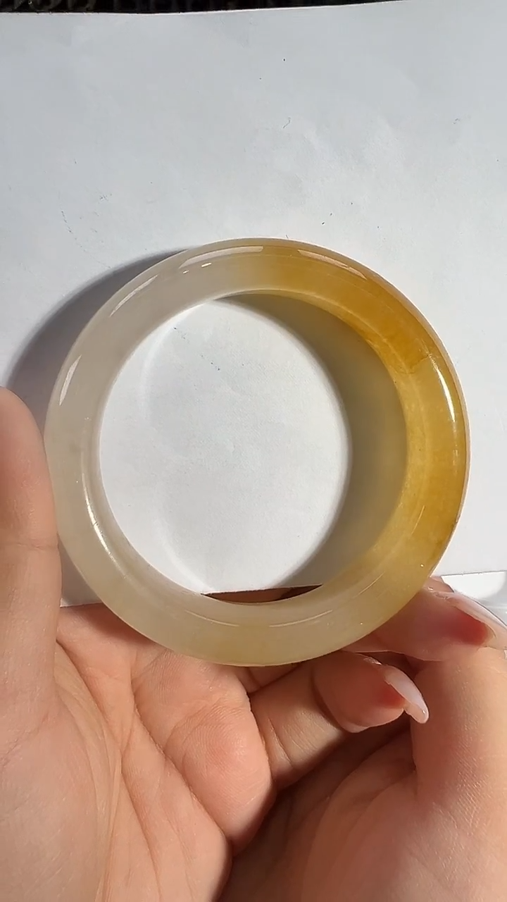 未镶嵌石英质玉（黄龙玉）手镯55圈口18