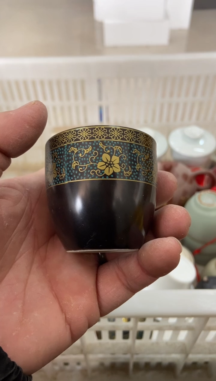 杯子瓷无运费险有瑕疵的摄影的产品有使用过的痕迹有点脏介意勿拍