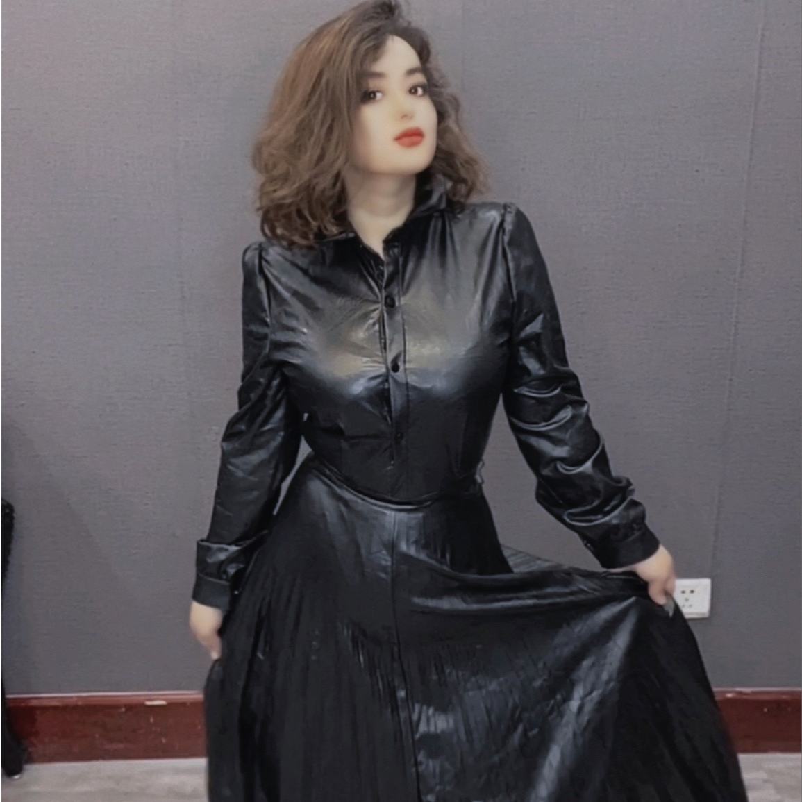 皮连衣裙 kara hirom koynak