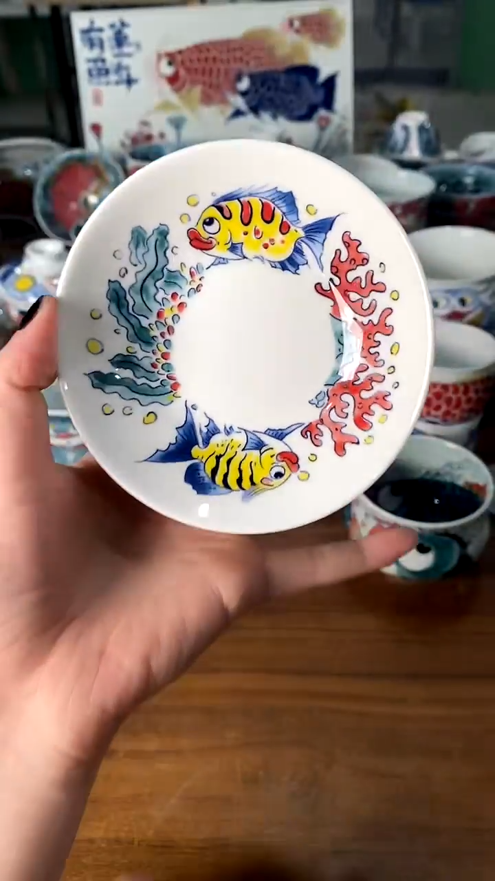 昨明  陶瓷 （活动福利价）龙鱼底托 
