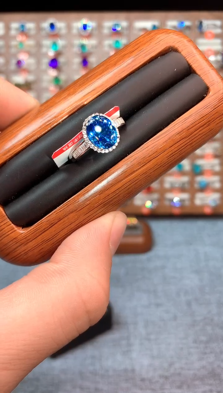 银S925镶嵌戒指帕拉依巴碧玺......