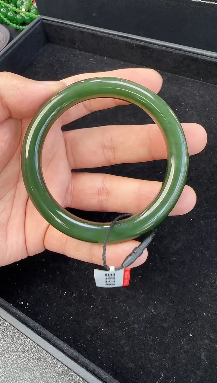 未镶嵌手镯和田玉咖***糖57+圈口