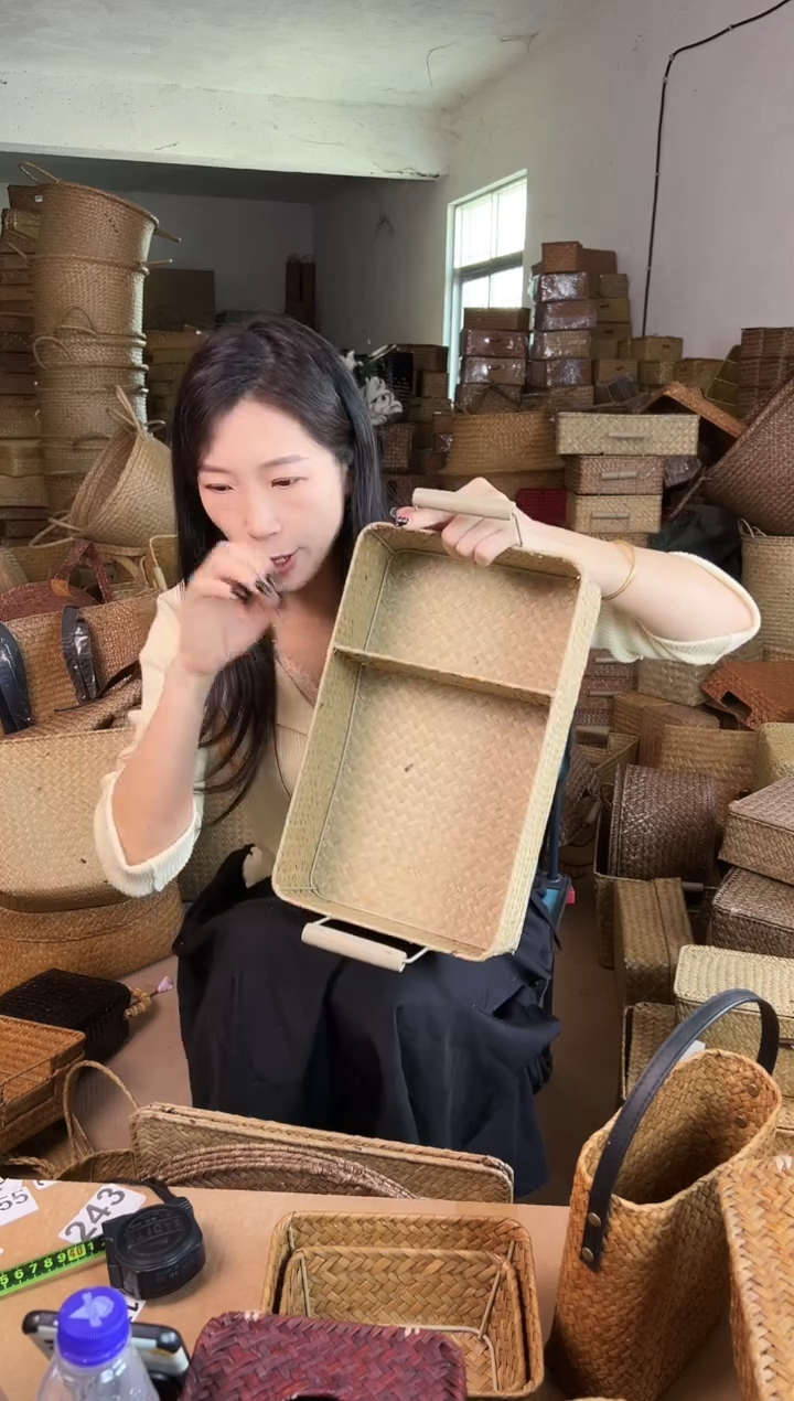 草编草编包/草编收纳盒带瑕疵