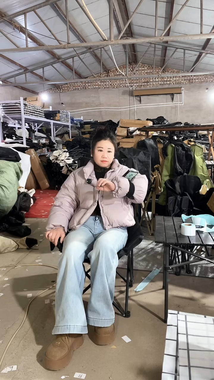 铁高背月亮椅   黑色