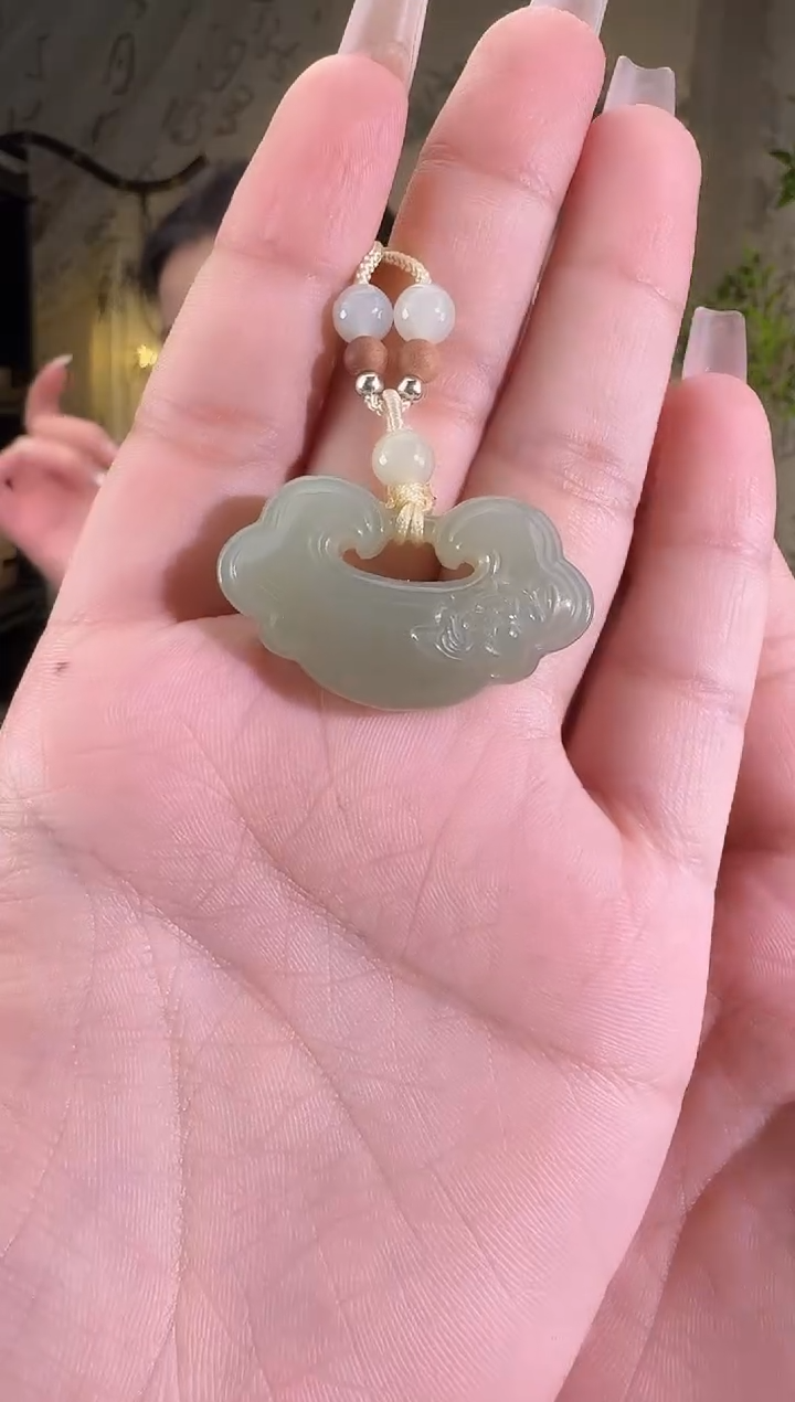 【闪购商品】和田玉未镶嵌颈饰平安锁