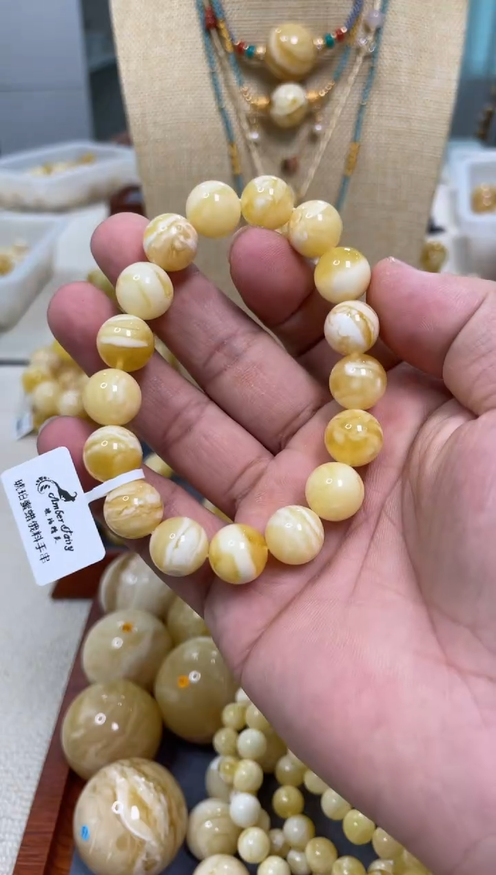 【闪购商品】琥珀颈饰未镶嵌原矿俄料蜜蜡圆珠