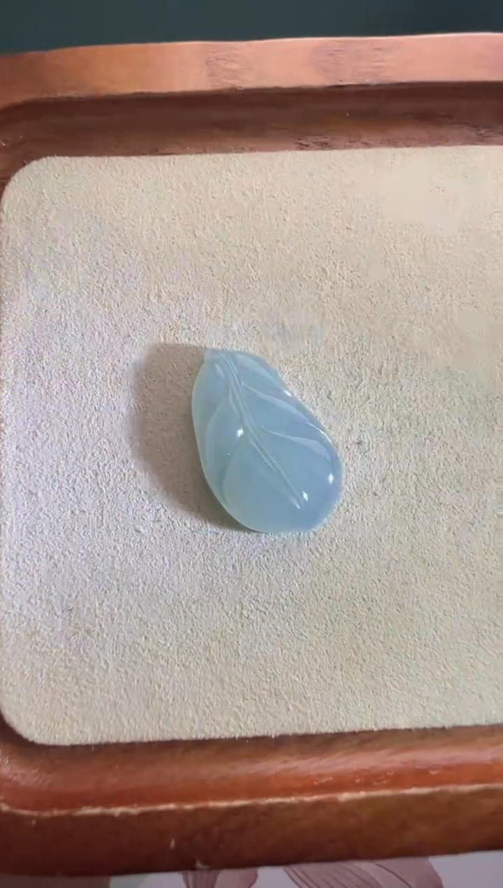 未镶嵌定制翡翠冰蓝叶子