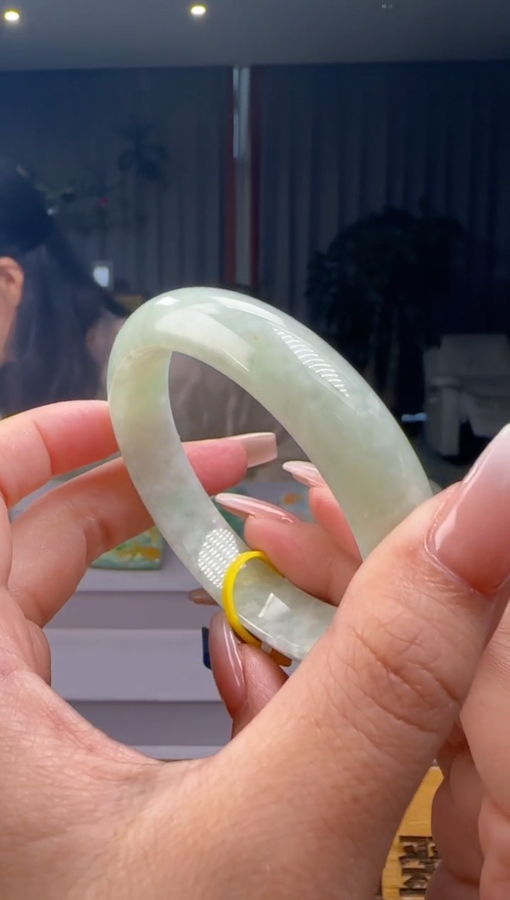 翡翠手镯未镶嵌YL@@960Q3J14254