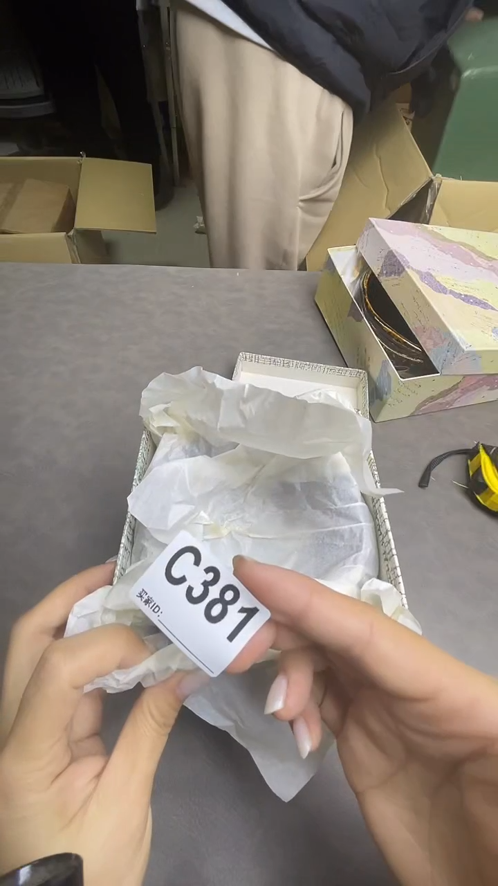 瓷片彪*C381默认微瑕，谨慎参拍