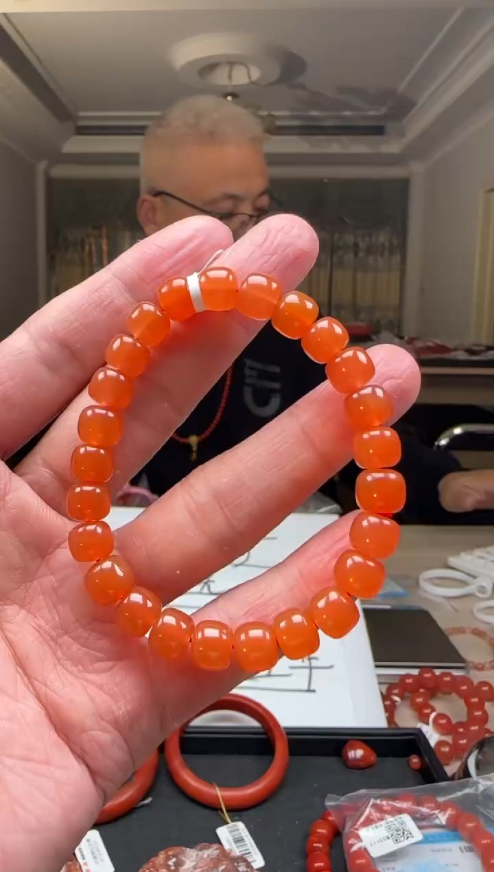 【闪购商品】南红玛瑙8mm保山手串老型未镶嵌多样性发一件