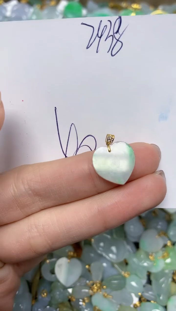 【闪购商品】翡翠颈饰18K金镶嵌天然翡翠A货