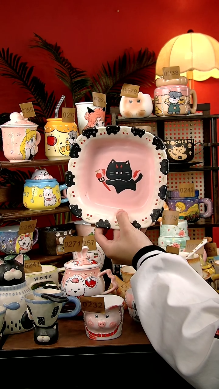 盘瓷DIY景德镇创意手工陶瓷卡通风猫猫盘