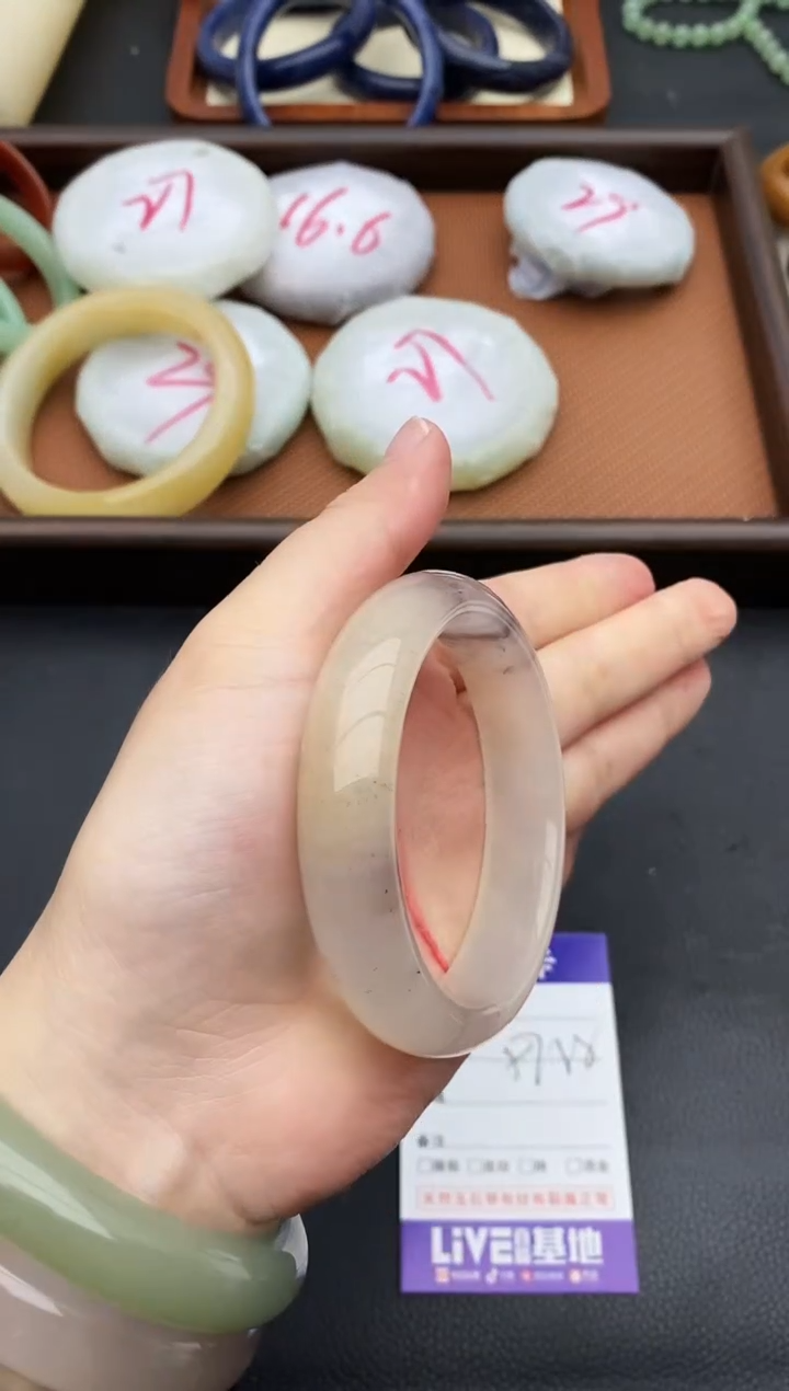 未镶嵌手镯石英质玉348+58.2