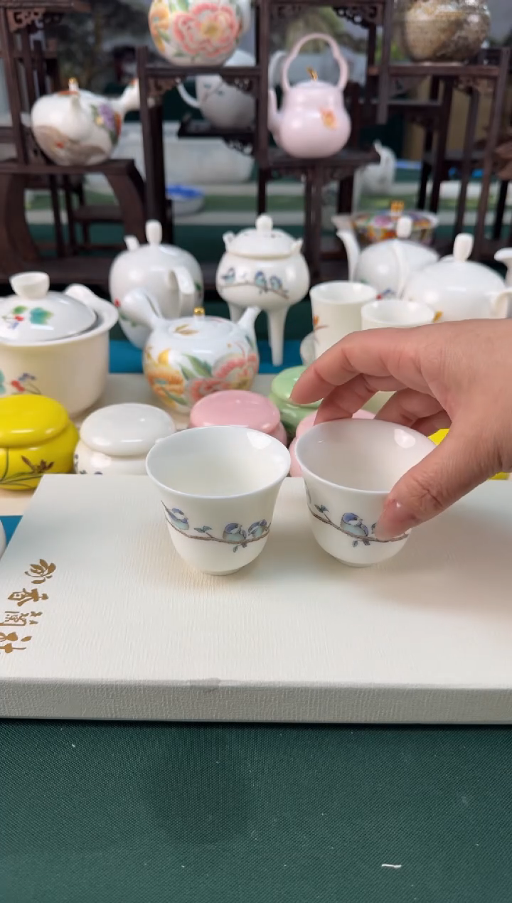 【闪购商品】瓷器 ······.......