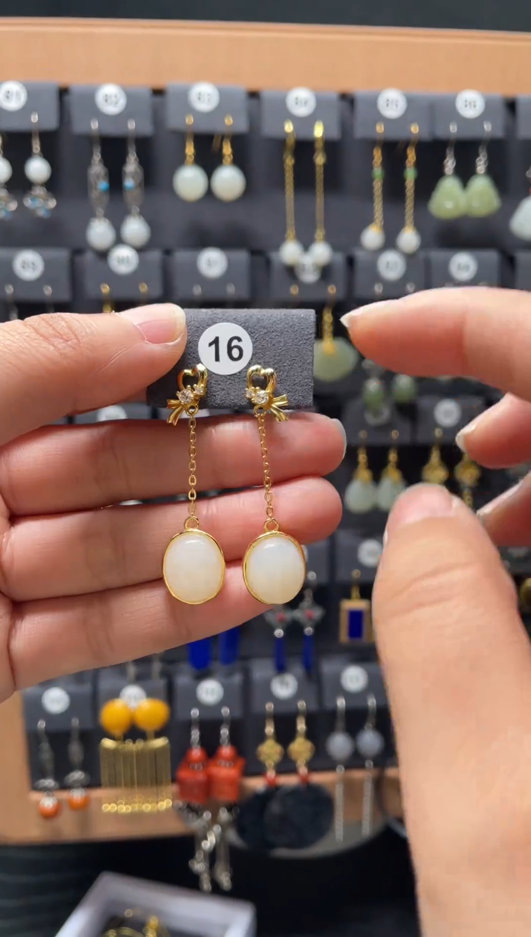 【闪购商品】和田玉耳饰银S925镶嵌0016