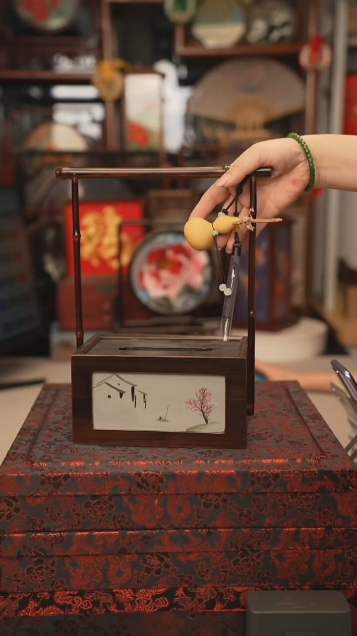 扇子纸巾盒 紫竹手柄 宽度18CM 高度30CM