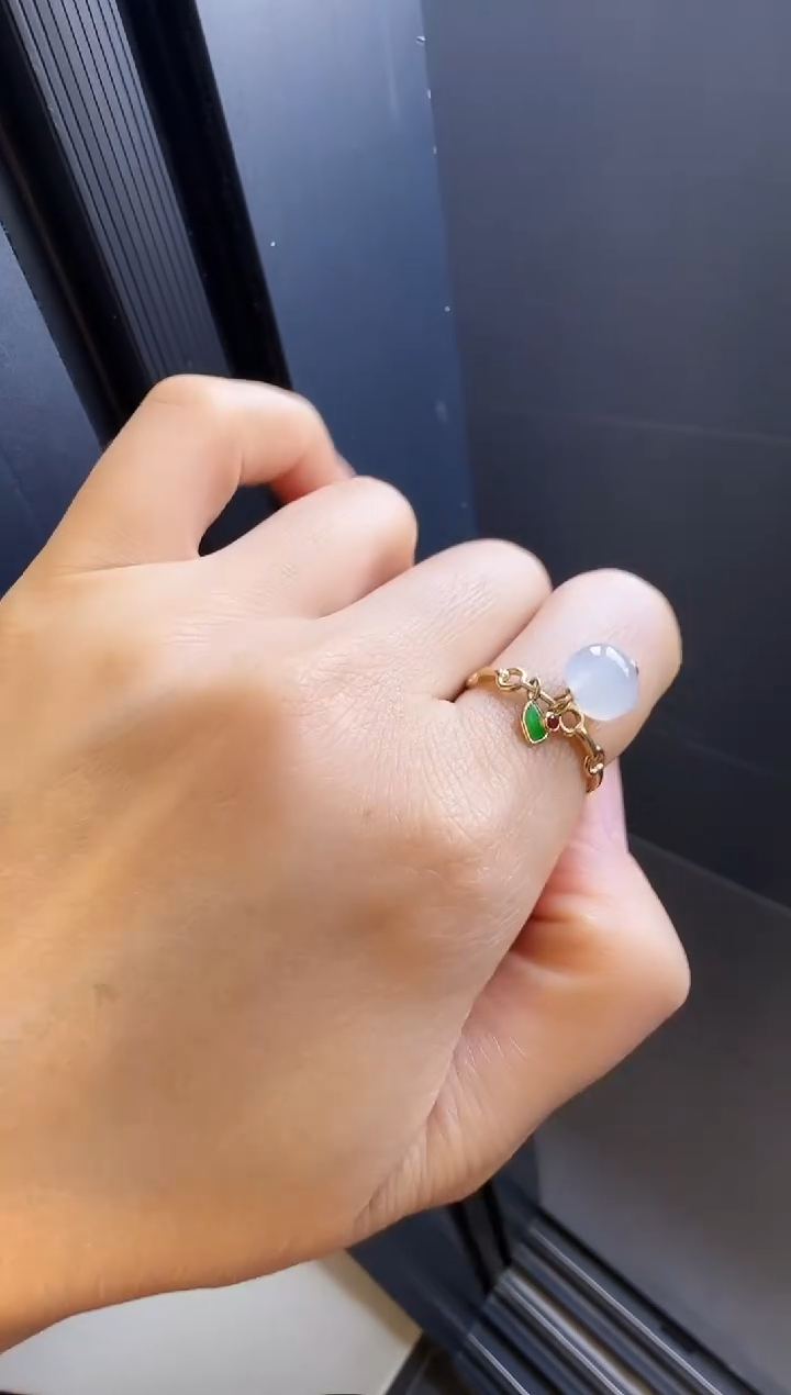 【闪购商品】翡翠戒指18K金镶嵌00001800