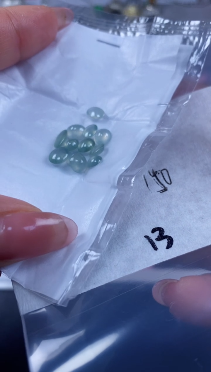 未镶嵌定制翡翠 定制翡翠