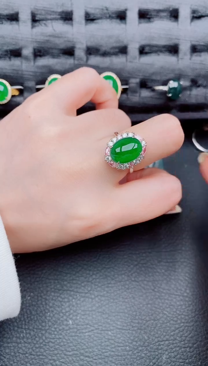 【闪购商品】翡翠戒指银S925镶嵌天然a货翡翠941