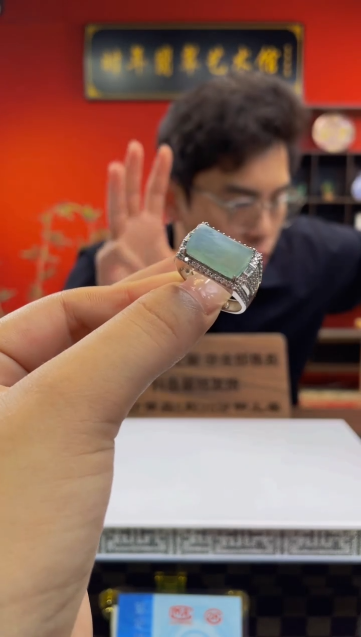 未镶嵌定制翡翠翡翠A货 LL028 多样性发其一