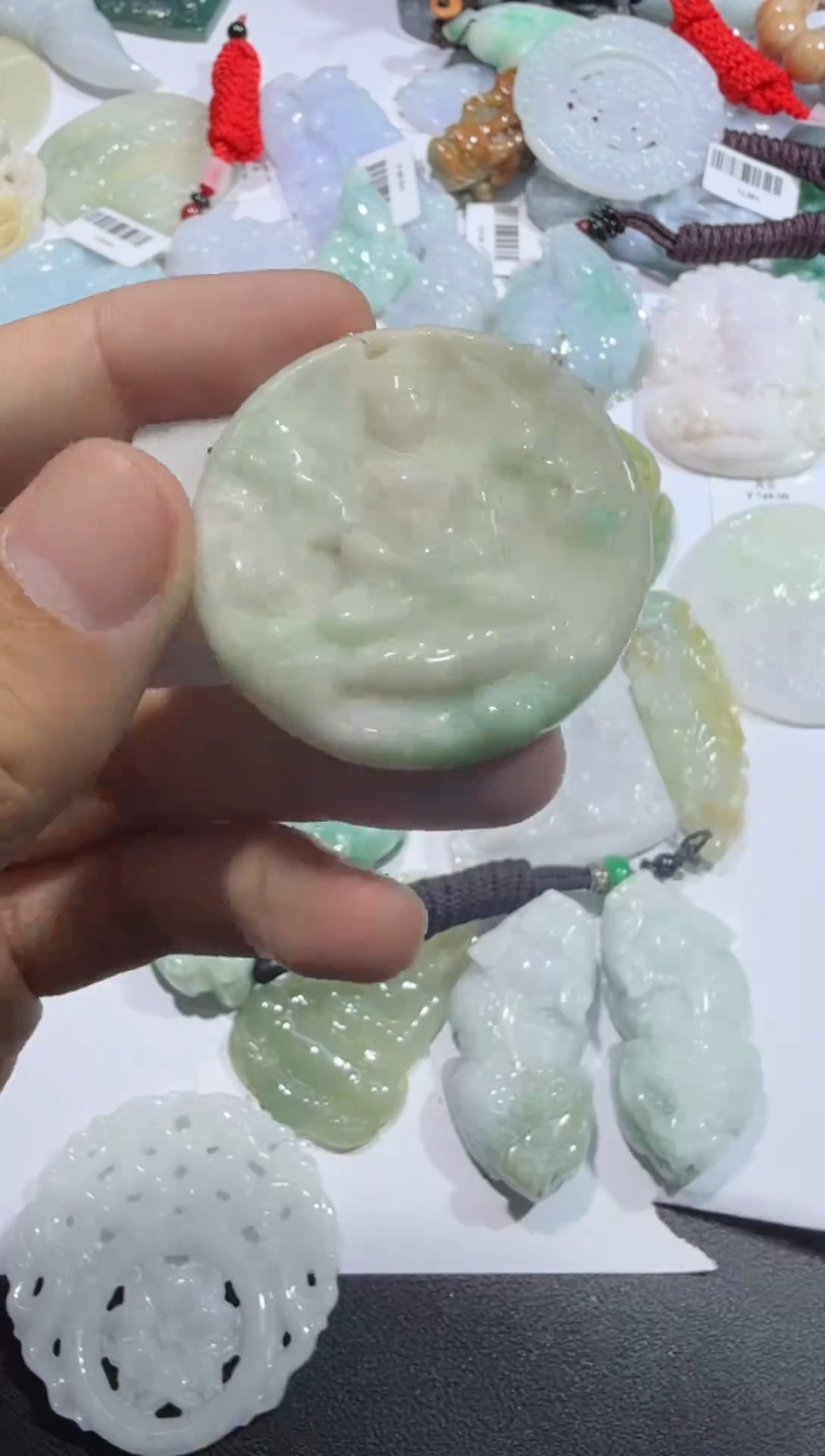 【闪购商品】翡翠颈饰未镶嵌00007637