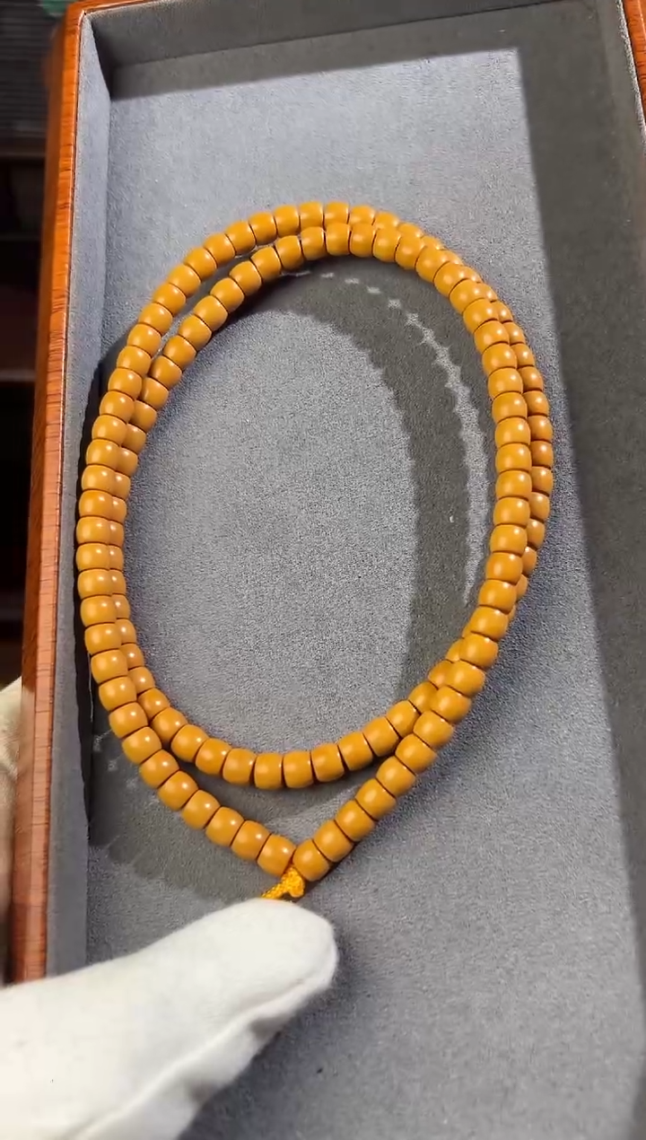 手串/手链橄榄核老挝核核尖6.0mm*5.0mm（120颗左右）11/28售卖