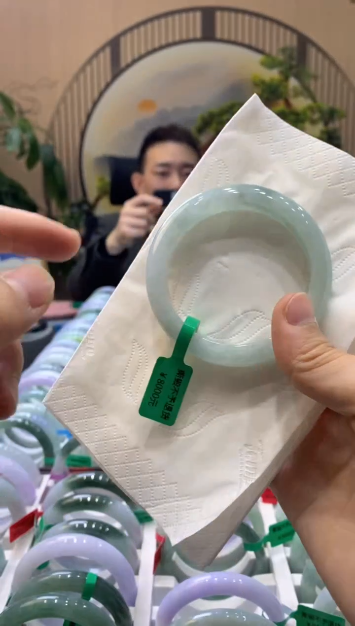 【闪购商品】翡翠手镯未镶嵌000009568