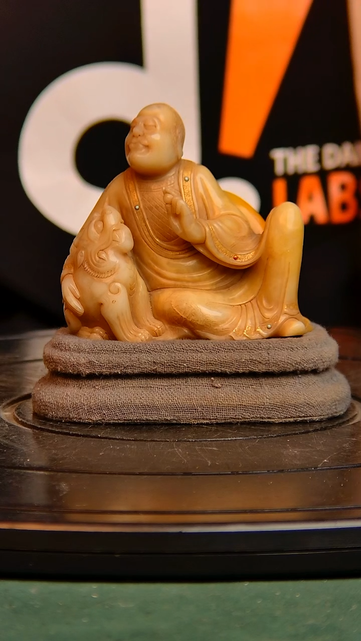 摆件易**人精品陶瓷摆件