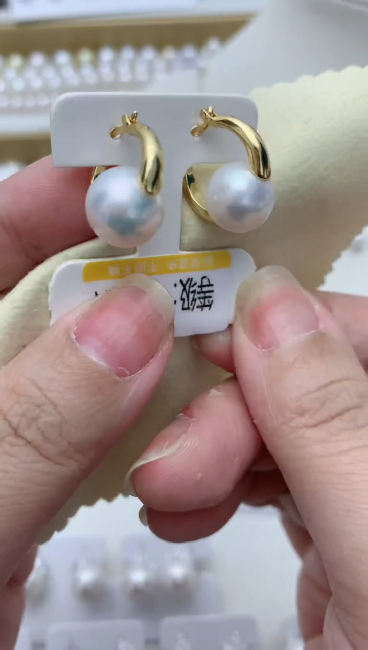 【闪购商品】淡水珍珠耳饰银S925镶嵌e47 