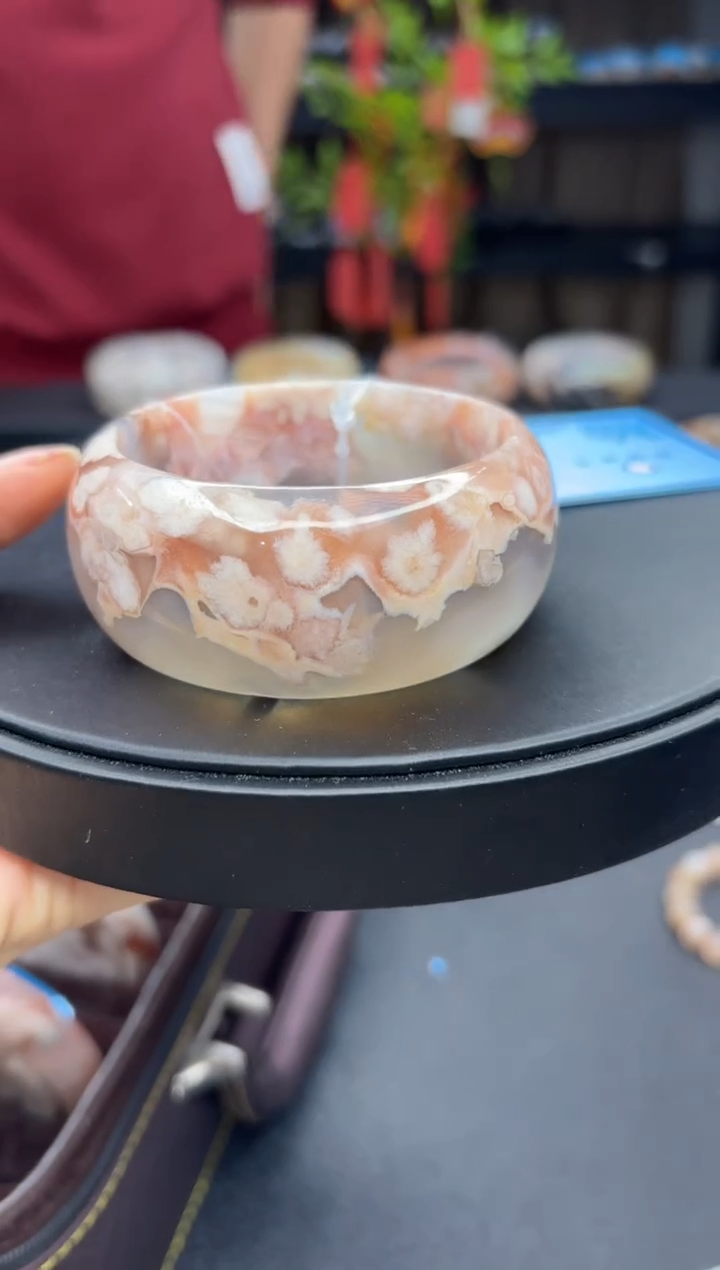 【闪购商品】石英质玉手镯未镶嵌215（58圈）