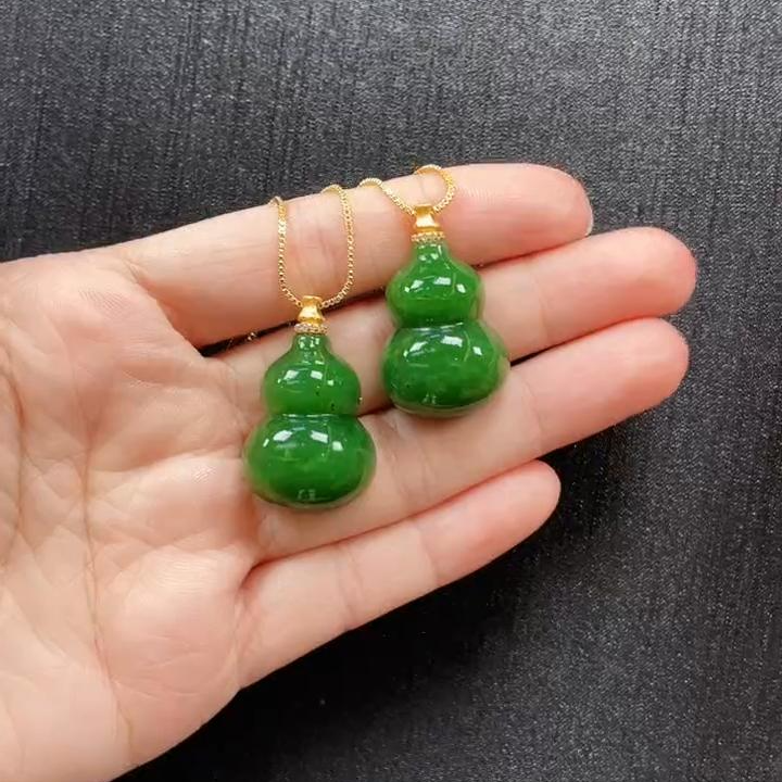 【壹世臻选】 天然和田玉丨葫芦吊坠丨925银镶嵌丨多样性发一